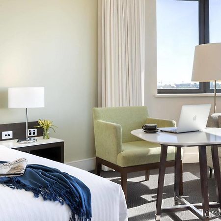 Hotel Jen Бризбейн Екстериор снимка