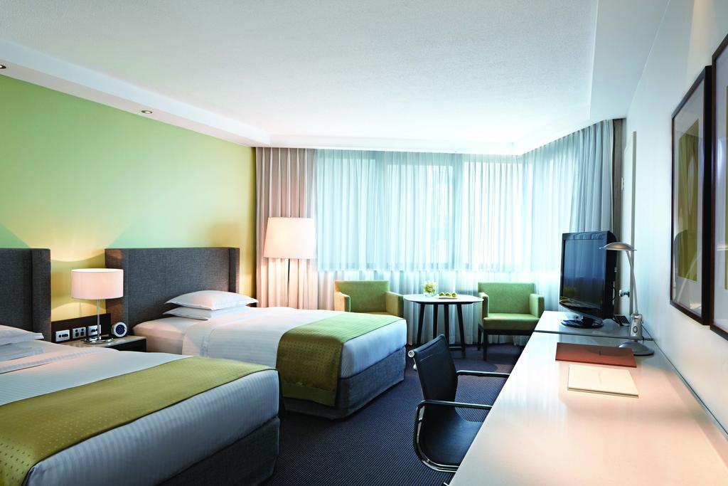 Hotel Jen Бризбейн Екстериор снимка